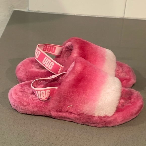 UGG Other - UGG fluff yeah slides